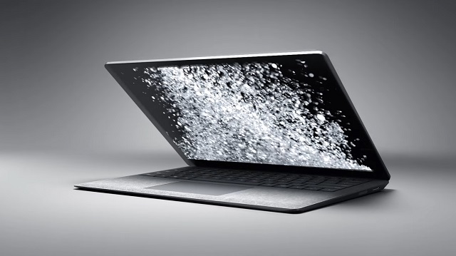Surface Laptop ot Microsoft nacelen protiv MacBook Air 3