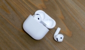 Apple готовит AirPods с функцией мгновенного перевода языков