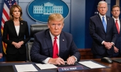 Трамп Угрожает Независимости СМИ: Финансирование NPR и PBS Под Ударом