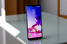 Samsung Galaxy Buddy4: доступный смартфон с большим экраном и емкой батареей