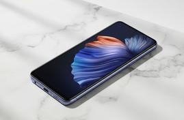 Tecno Camon 18P: доступный смартфон с большим экраном и емкой батареей