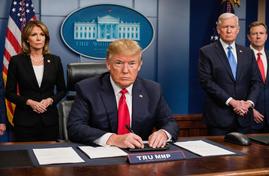 Трамп Угрожает Независимости СМИ: Финансирование NPR и PBS Под Ударом