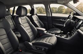 Volvo вводит первую в мире мультиадаптивную технологию ремней безопасности в EX60 EV